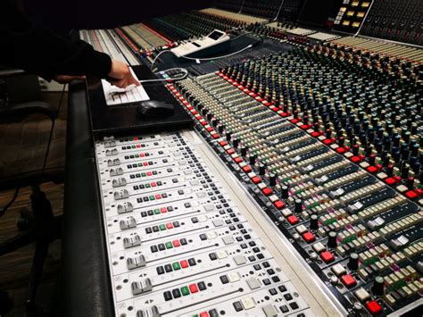 Audio engineering schools. Things To Know About Audio engineering schools. 